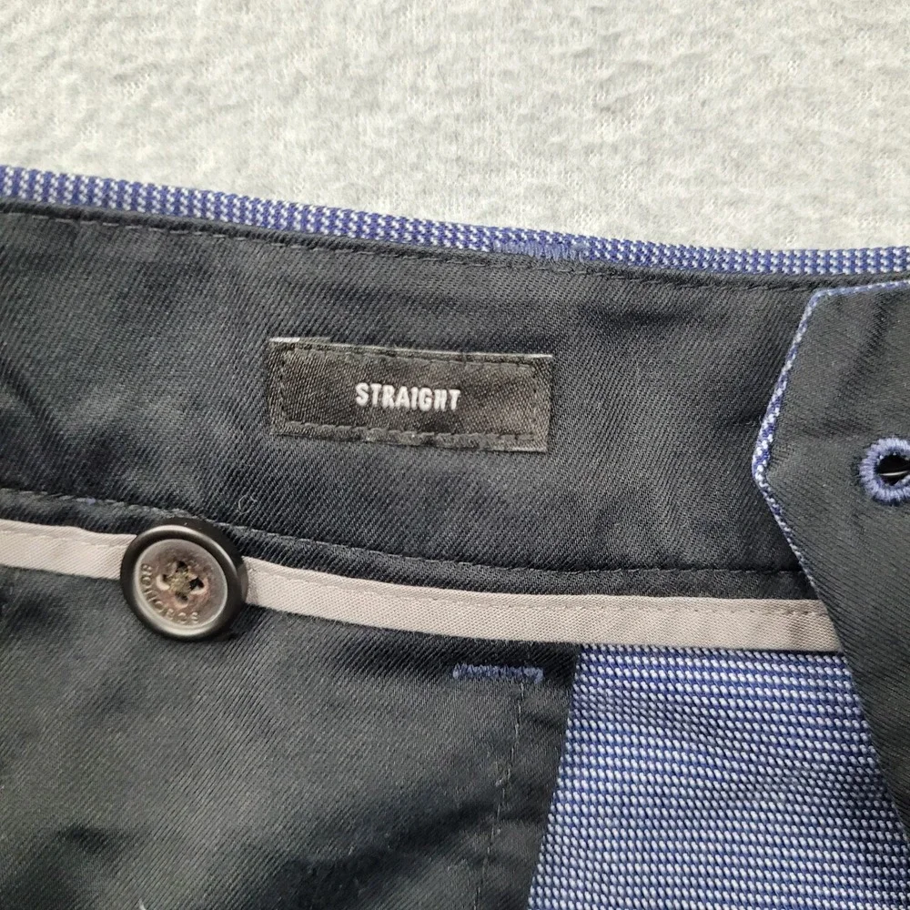 Bonobos some 3%